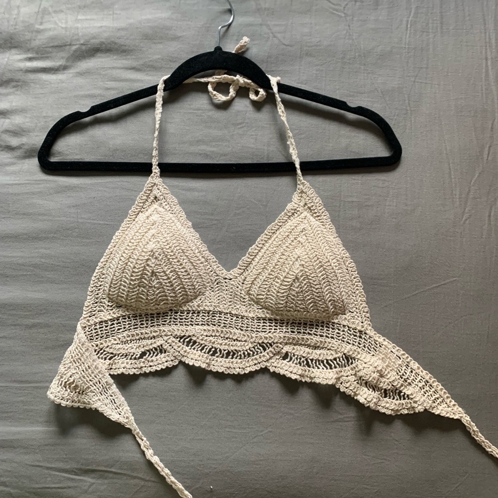 crotchet crop top